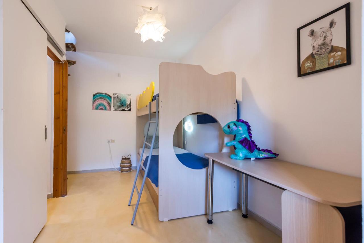 Appartement Seaside Heaven - Sunset Views Close To The Beach à Kalamata Extérieur photo